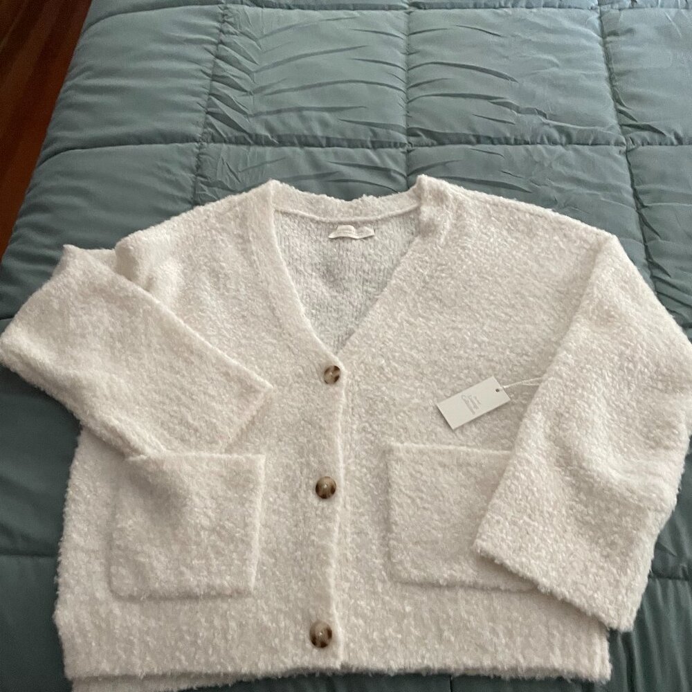 Abercrombie and Fitch Sweater - from the Lounge Collection Size M